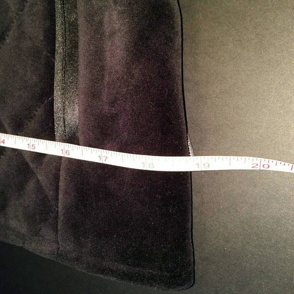 FLASH SALE! NEW Liz Claiborne Black Velvet Vest. Quilted, Zip Front & Pockets, S - Picture 13 of 13